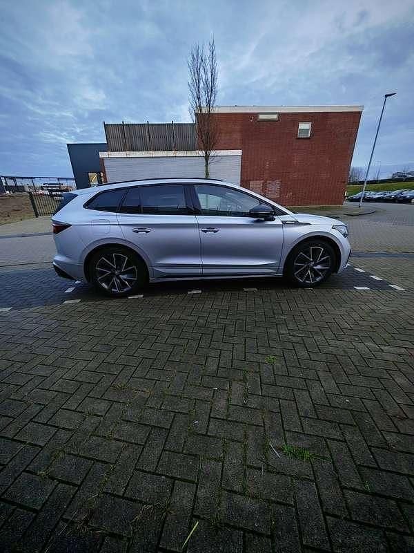 Occasion Skoda Enyaq iV 131 kW (179 PK) 2022 Zilver SUV