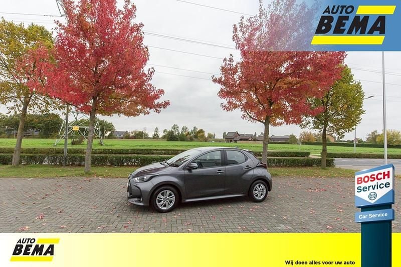 Grijs Gebruikt 2023 Mazda 2 Hatchback | € 17.750 (Super prijs) - Afbeelding 1/4