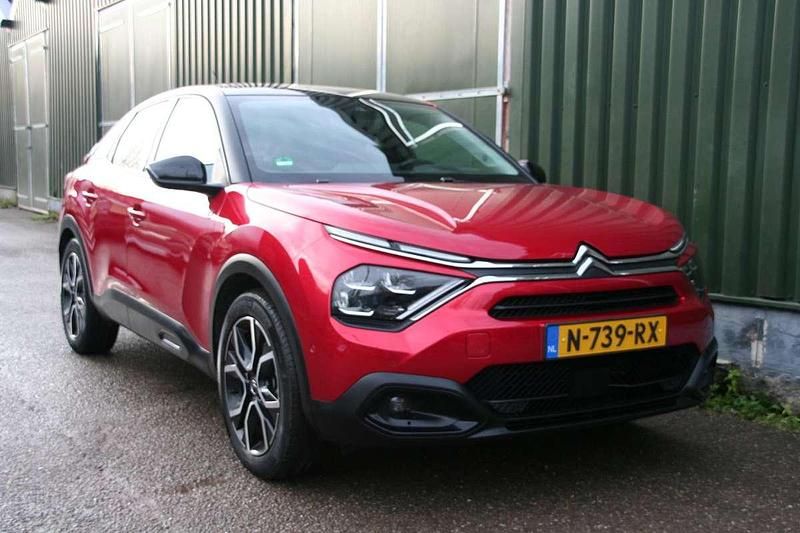 Occasion Citroën e-C4 Shine 114 kW (156 PK) 2021 Rood SUV