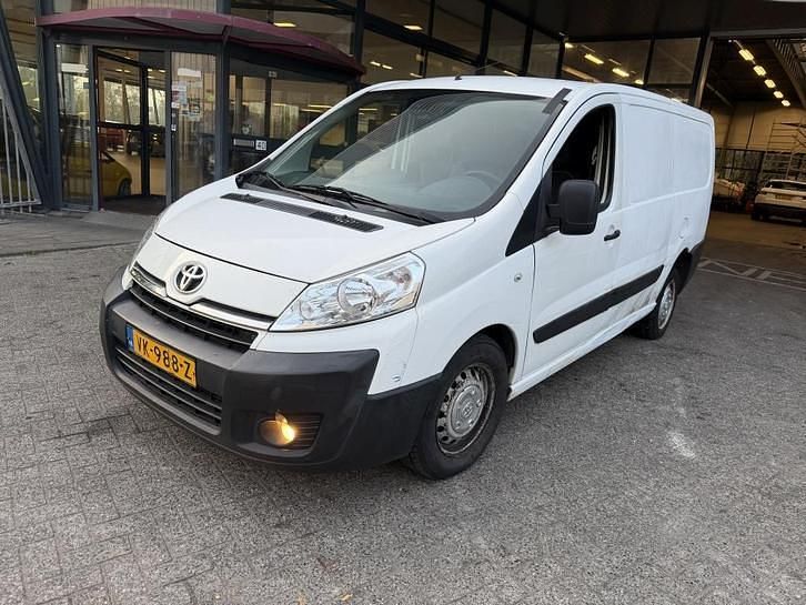Wit Occasion 2015 Toyota Proace MPV | € 4.490 (Goede deal) - Afbeelding 1/4