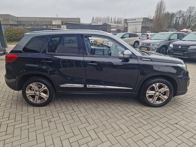Occasion Suzuki Vitara 120 PK (88 kW) 2018 Zwart SUV