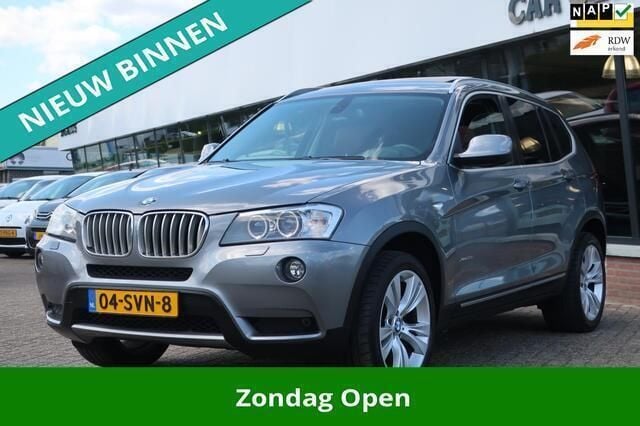 Grijs, metallic lak Gebruikt 2011 BMW X3 Executive SUV | € 16.945 (Goede deal) - Afbeelding 1/4