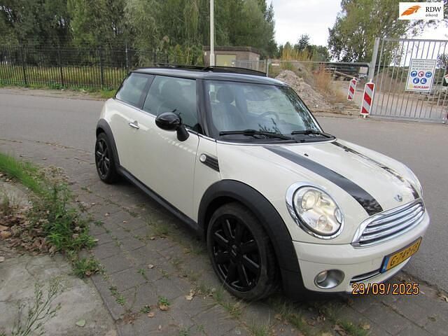 Wit Gebruikt 2009 Mini Cooper Hatchback | € 3.100 (Goede deal) - Afbeelding 1/4