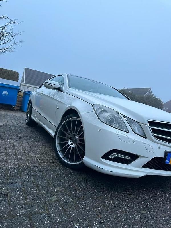 Occasion Mercedes E200 292 PK (214 kW) 2009 Coupé