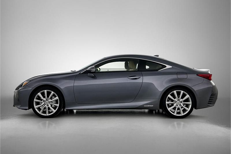 Occasion Lexus RC300h Luxury Line 223 PK (164 kW) 2016 Grijs metallic Coupé