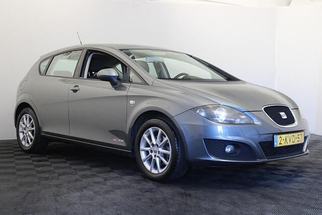 Occasion Seat Leon 105 PK (77 kW) 2012 Grijs Hatchback