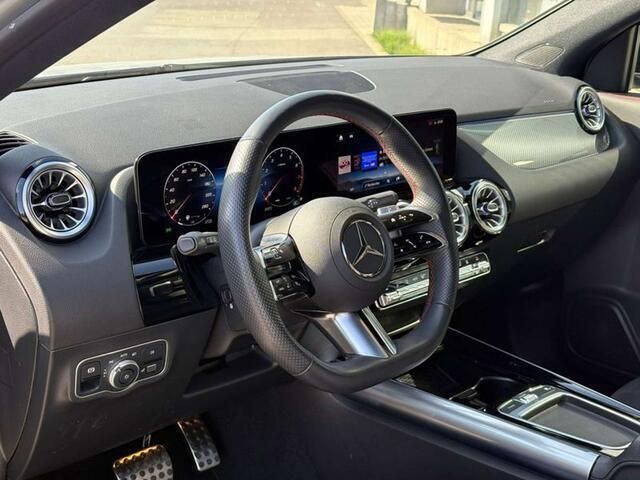 Occasion Mercedes GLA200 AMG 163 PK (119 kW) 2023 Zilver SUV