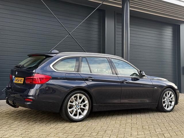 Occasion BMW 330 Executive 259 PK (190 kW) 2016 Blauw Stationwagen