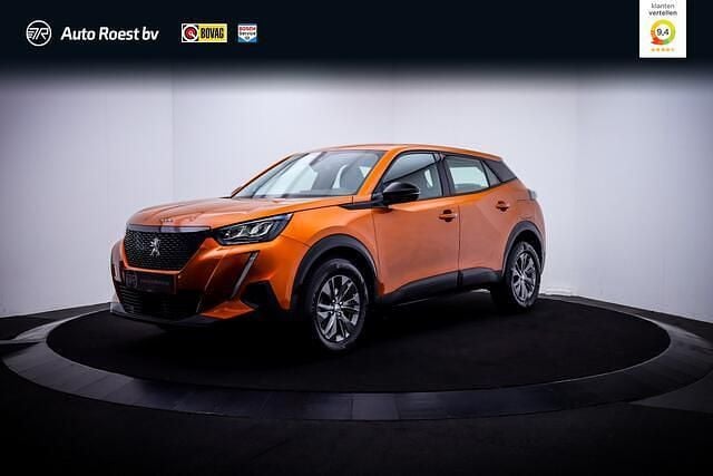 Oranje, metallic lak Gebruikt 2022 Peugeot 2008 Active SUV | € 15.950 (Super prijs) - Afbeelding 1/4