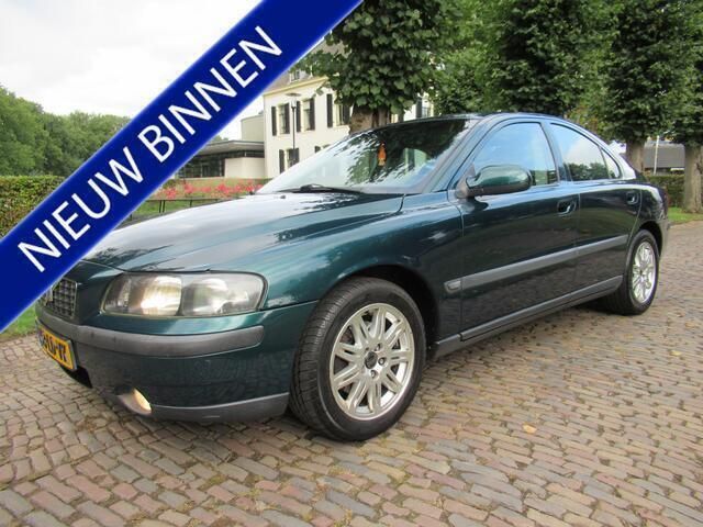 Groen Gebruikt 2002 Volvo S60 Sedan | € 1.750 (Eerlijke prijs) - Afbeelding 1/4