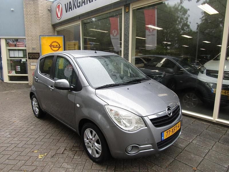 Grijs Gebruikt 2012 Opel Agila Style Hatchback | € 4.900 (Eerlijke prijs) - Afbeelding 1/4