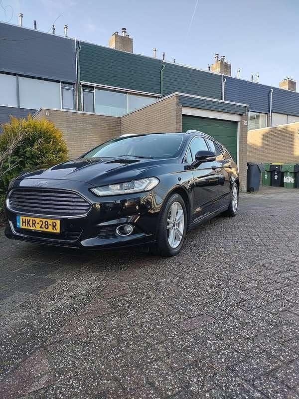 Zwart Occasion 2018 Ford Mondeo Titanium Stationwagen | € 15.750 (Eerlijke prijs) - Afbeelding 1/4