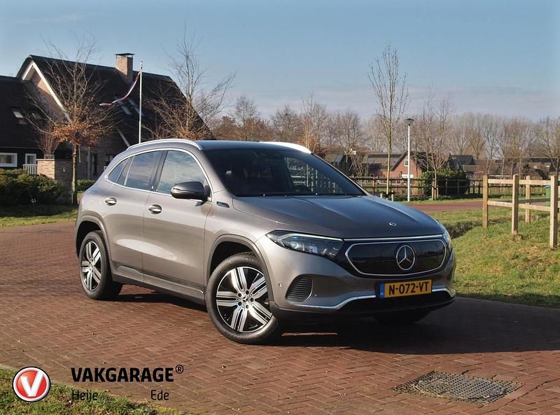 Occasion Mercedes EQA250 Business 11 kW (15 PK) 2021 Grijs SUV