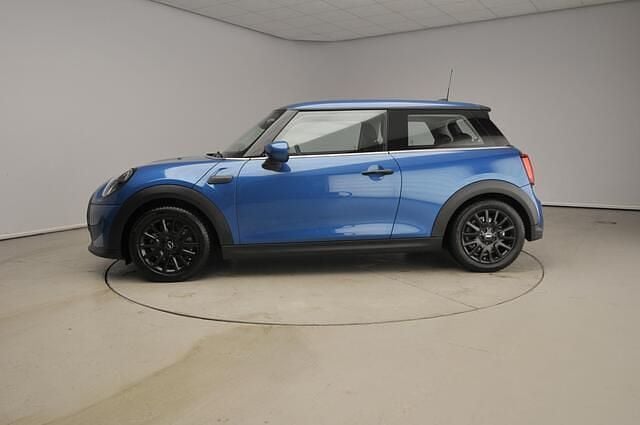 Occasion Mini ONE 102 PK (75 kW) 2022 Blauw Hatchback