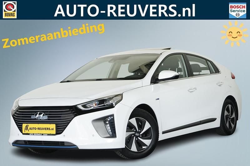Wit Gebruikt 2017 Hyundai Ioniq Premium Sedan | € 14.850 (Eerlijke prijs) - Afbeelding 1/4