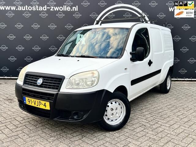 Wit Gebruikt 2007 Fiat Doblò Basis MPV | € 2.250 (Eerlijke prijs) - Afbeelding 1/4