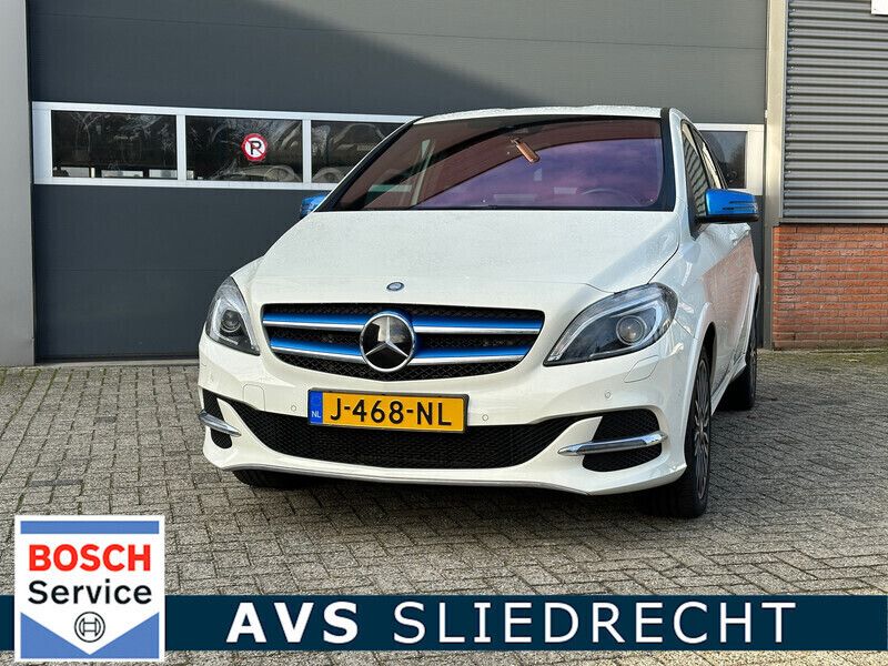 Wit Gebruikt 2018 Mercedes B250e Prestige MPV | € 14.950 - Afbeelding 1/4