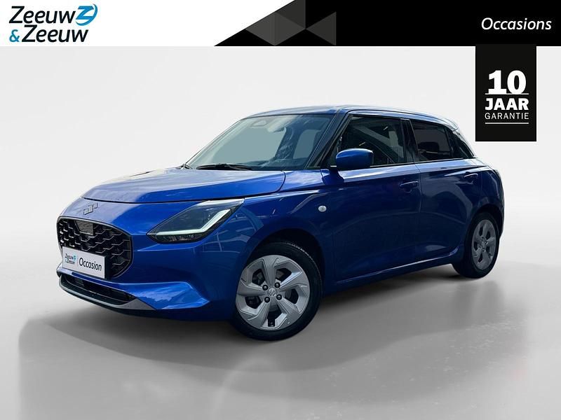 Frontier blue pearl metallic (blauw metallic) Occasion 2025 Suzuki Swift Hatchback | € 21.750 (Iets duurder) - Afbeelding 1/4