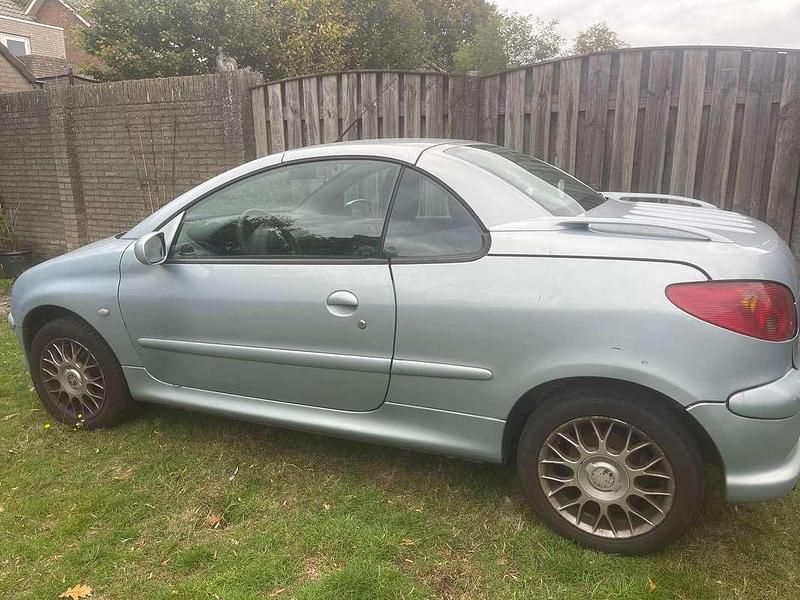 Occasion Peugeot 206 109 PK (80 kW) 2001 Blauw Cabriolet