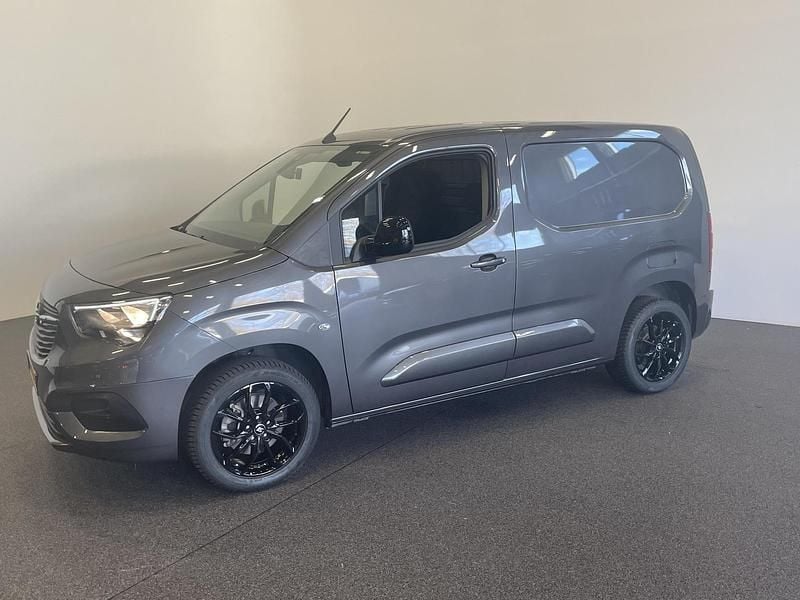 Occasion Opel Combo Edition 131 PK (96 kW) 2023 Grijs MPV
