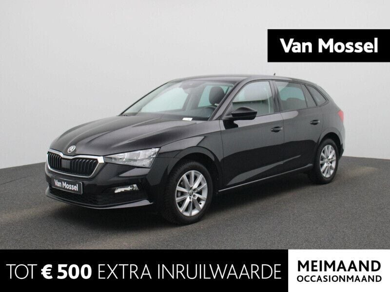 Zwart Gebruikt 2021 Skoda Scala Active Hatchback | € 14.900 (Eerlijke prijs) - Afbeelding 1/4