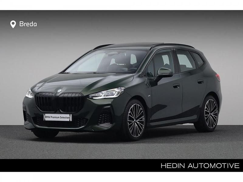 Groen Gebruikt 2023 BMW 218 Active Tourer M Sport MPV | € 38.880 - Afbeelding 1/4