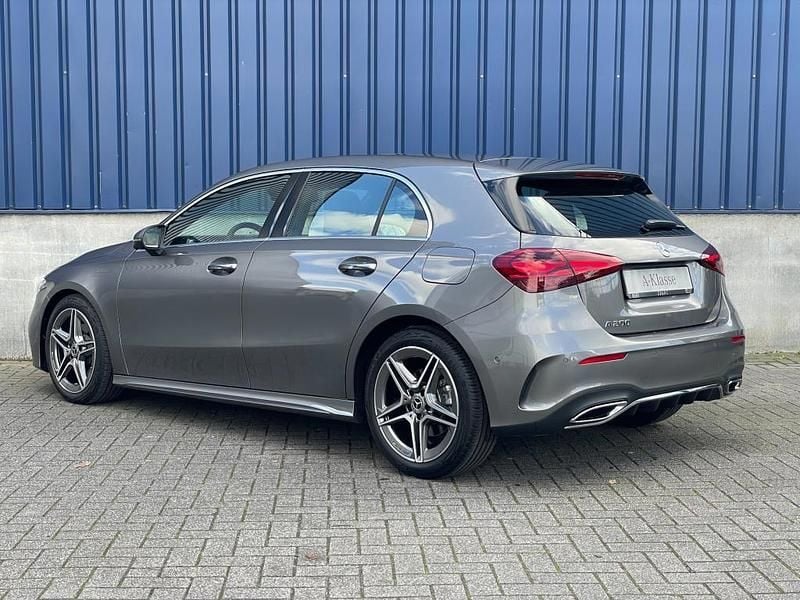 Occasion Mercedes A200 AMG line 163 PK (119 kW) 2023 Grijs Hatchback