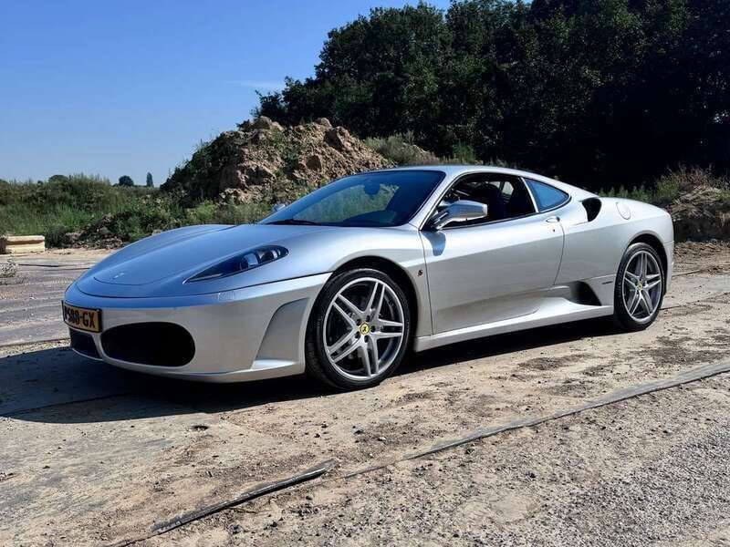 Zilver, metallic lak Gebruikt 2005 Ferrari F430 Coupé | € 245.000 (Iets duurder) - Afbeelding 1/4