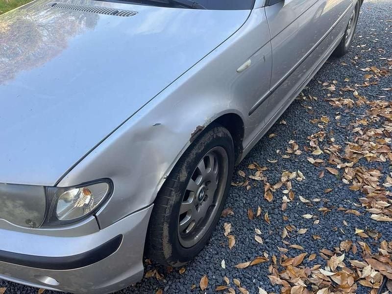 Gebruikt 2003 BMW 325 Sedan | € 1.000 (Goede deal) - Afbeelding 1/4