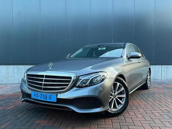 Gebruikt 2017 Mercedes E200 | € 19.999 (Goede deal) - Afbeelding 1/4