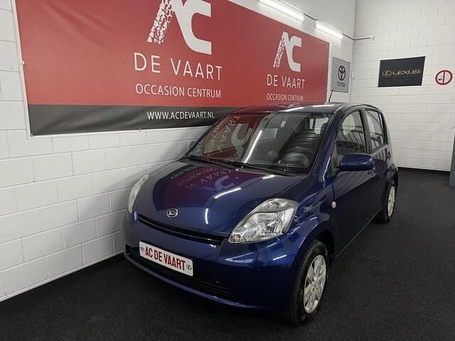 Occasion Daihatsu Sirion 87 PK (63 kW) 2007 Blauw Hatchback