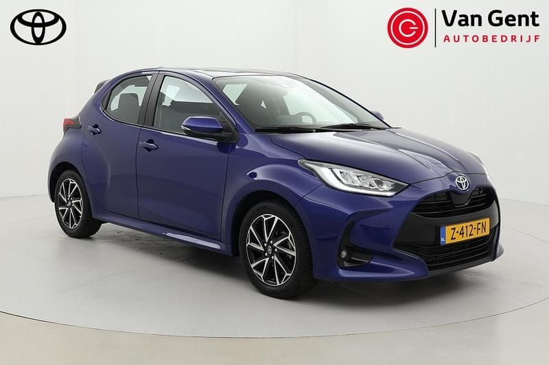 Blauw Gebruikt 2024 Toyota Yaris Hatchback | € 22.499 (Eerlijke prijs) - Afbeelding 1/4