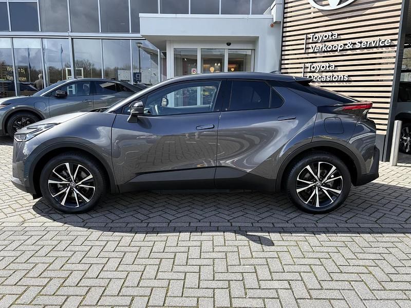 Occasion Toyota C-HR Basis 223 PK (2025) in ZWOLLE - € 34.700 | AutoUncle