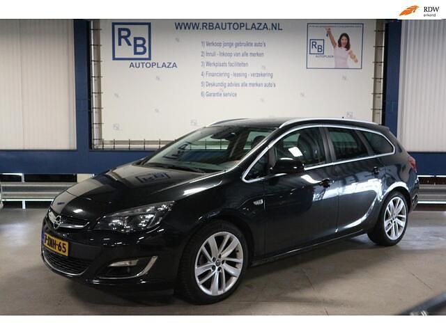 Occasion Opel Astra Sport 120 PK (88 kW) 2014 Zwart Stationwagen