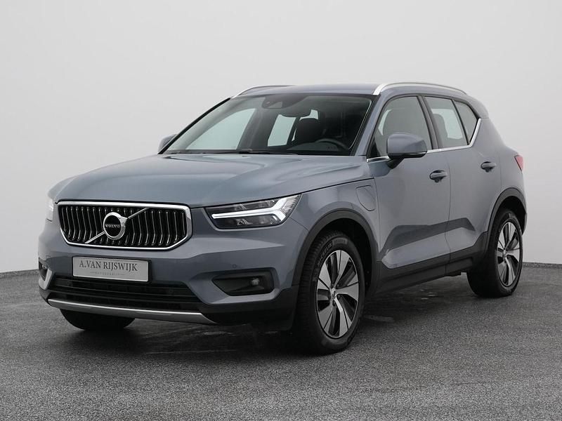 Grijs Occasion 2021 Volvo XC40 Business Edition SUV | € 22.900 (Super prijs) - Afbeelding 1/4