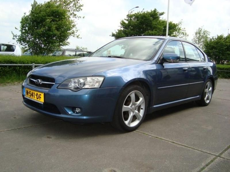 Blauw Occasion 2006 Subaru Legacy Sedan | € 5.999 (Eerlijke prijs) - Afbeelding 1/4