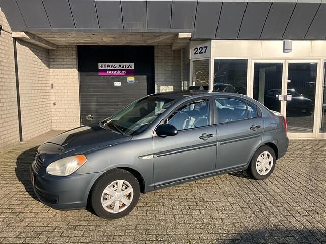 Occasion Hyundai Accent Dynamiq 97 PK (71 kW) 2006 Grijs Sedan