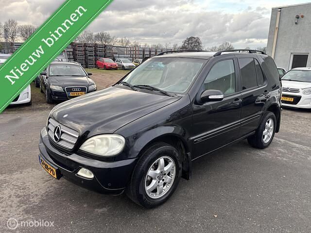 Overige Occasion 2003 Mercedes ML270 SUV | € 1.950 (Super prijs) - Afbeelding 1/4