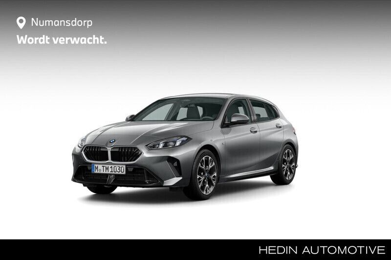 Grijs Nieuw 2024 BMW 120 M Sport Hatchback | € 53.729 - Afbeelding 1/4
