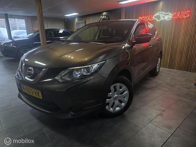 Bruin Occasion 2015 Nissan Qashqai Visia SUV | € 8.290 (Eerlijke prijs) - Afbeelding 1/4