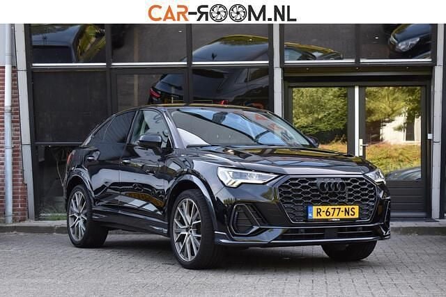 Zwart Occasion 2020 Audi Q3 Sportback S-Line SUV | € 33.950 (Goede deal) - Afbeelding 1/4