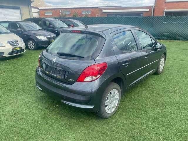 Occasion Peugeot 207 Access 73 PK (53 kW) 2014 Grijs Sedan
