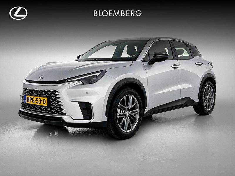 Grijs metallic Occasion 2024 Lexus LBX SUV | € 37.990 (Goede deal) - Afbeelding 1/4