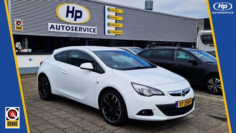 Wit Gebruikt 2014 Opel Astra GTC Sport Hatchback | € 9.500 (Eerlijke prijs) - Afbeelding 1/4