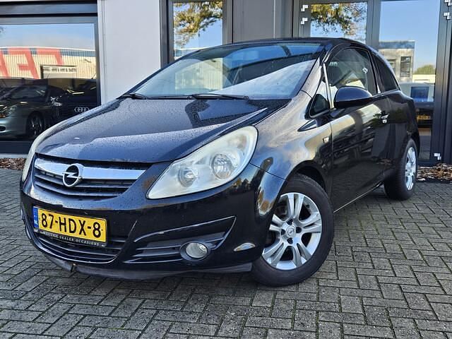 Zwart Gebruikt 2008 Opel Corsa Business Hatchback | € 1.600 (Eerlijke prijs) - Afbeelding 1/4
