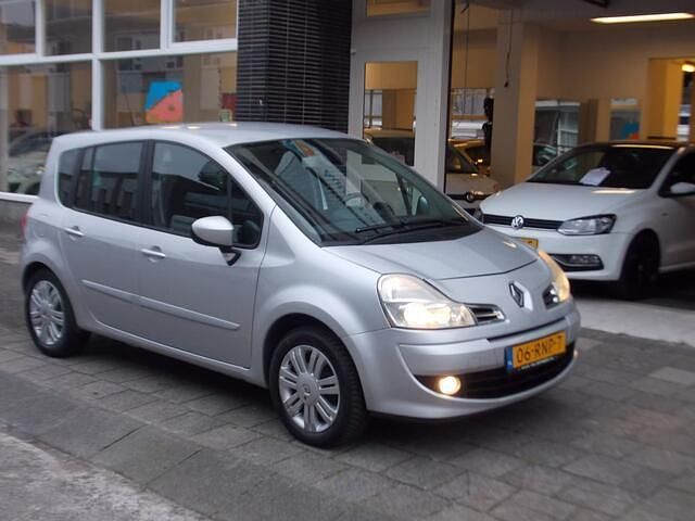 Occasion Renault Grand Modus Exception 111 PK (81 kW) 2011 Grijs MPV