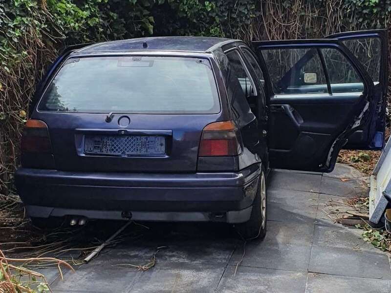 Blauw Gebruikt 1997 VW Golf III Comfortline Sedan | € 1.925 - Afbeelding 1/4