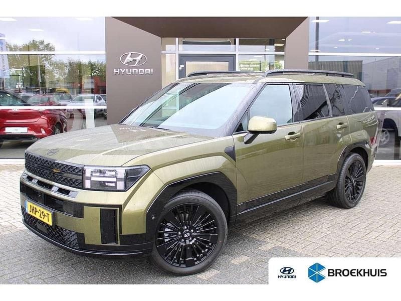 Groen Nieuw 2025 Hyundai Santa Fe Blackline SUV | € 61.500 - Afbeelding 1/4
