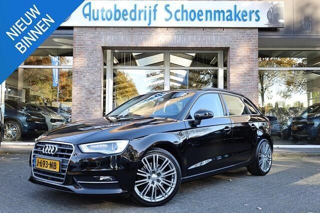 Zwart Gebruikt 2016 Audi A3 Sportback Ambition Hatchback | € 19.895 (Goede deal) - Afbeelding 1/4