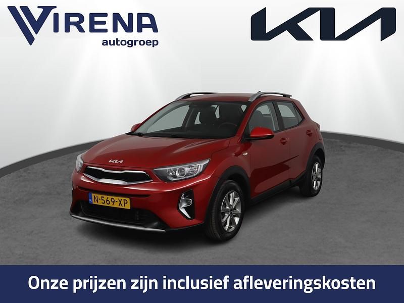 Rood Occasion 2022 Kia Stonic SUV | € 18.950 (Eerlijke prijs) - Afbeelding 1/3